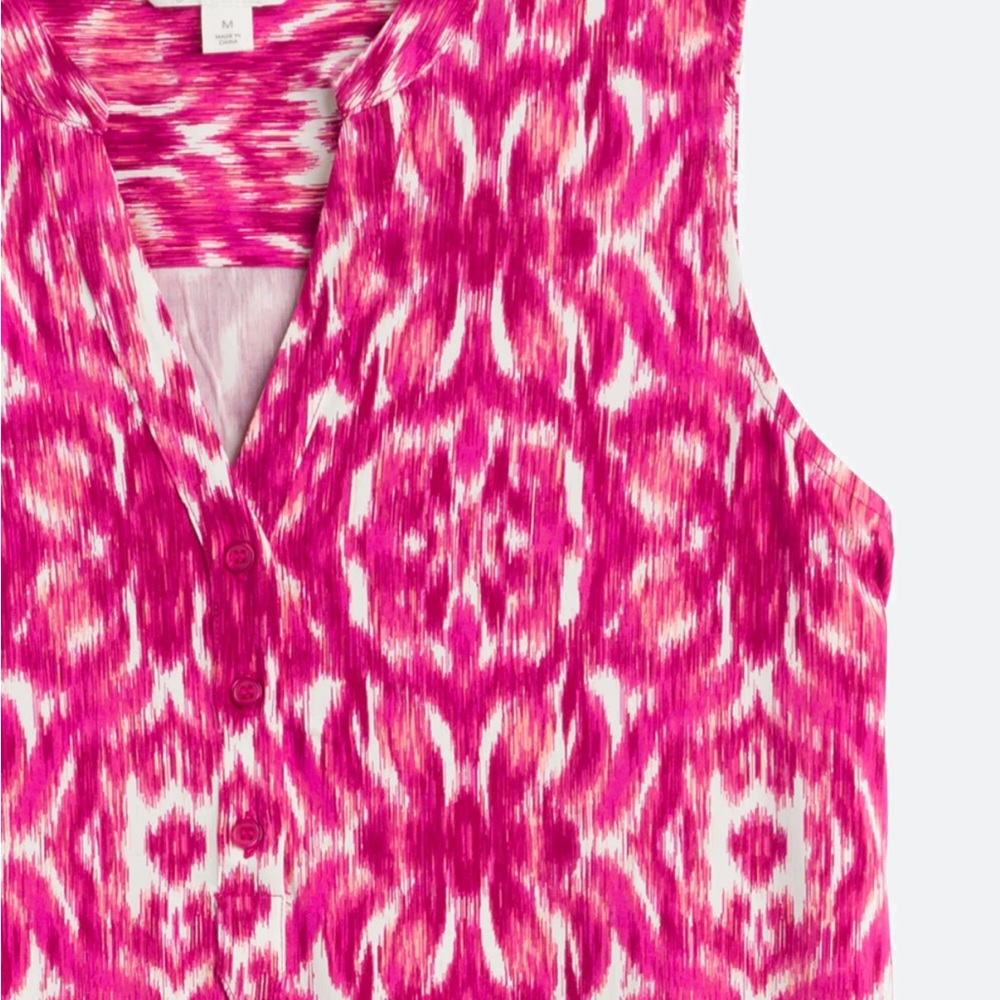 Vibrant Pink Sleeveless Tank Top - Picture 3 of 3